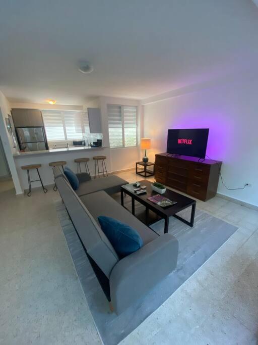 San Juan Beach Gem With Private Patio! Екстер'єр фото